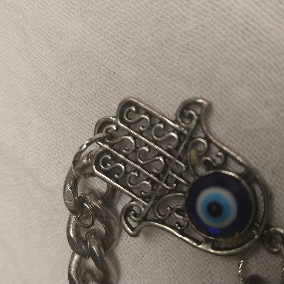Hamsa Eye Bracelet - Picture 3 of 3